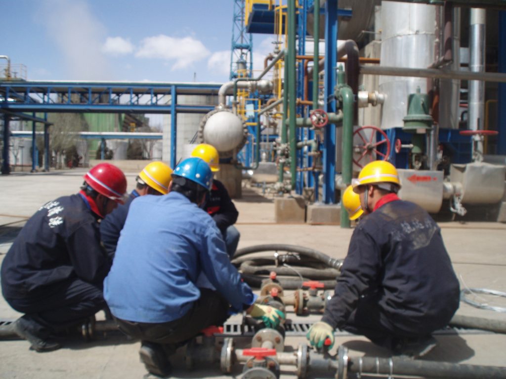 业绩图片、公司新闻2宁东煤化工基地大件厂不锈钢压力容器清洗钝化现场20250310_084442_002 1024x768.jpg